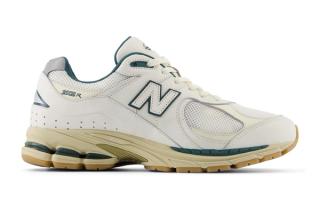 White and Teal Take Over the New Balance 2002R
