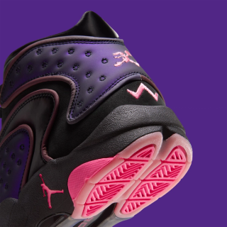 Space Jam x Women's Air Jordan OG "Amusement Park" (SKU: IX6376-001). Photo via Nike.