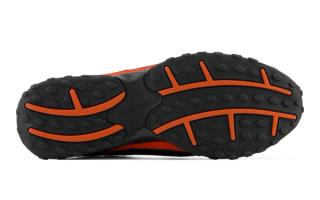 New Balance 204V "Neo Flame/Black" (SKU: U204VMCV). Photo via New Balance.