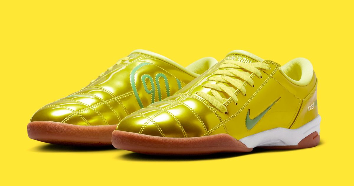 Joga Bonito in the Nike Total 90 III 