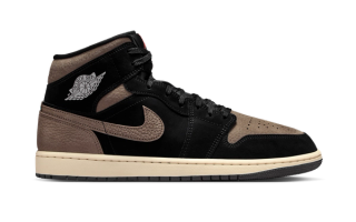 Air Jordan 1 Mid "Flight Club" retro clad in a "Pale Ivory/Black/Muslin/Racer Pink" color scheme.