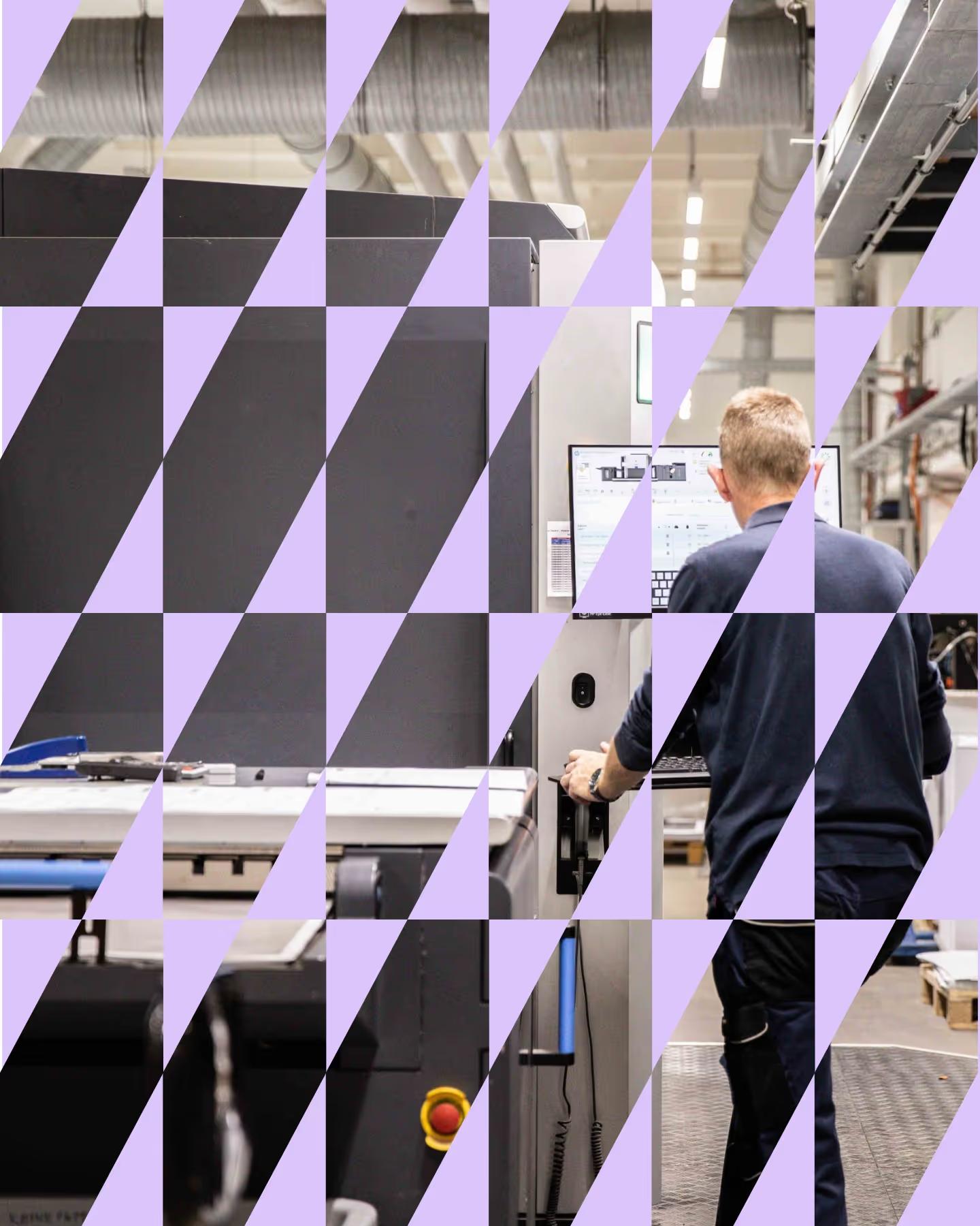 Mitarbeiter in der Produktion bei Druckwerk Berlin