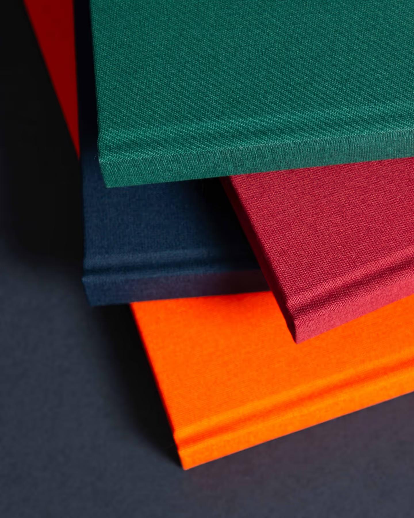 Verschiedene Druckerzeugnisse von Druckwerk Berlin