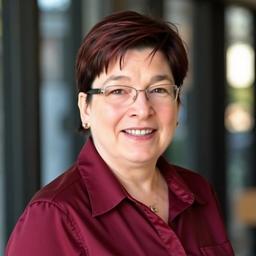 Stefanie Cross-Wilson