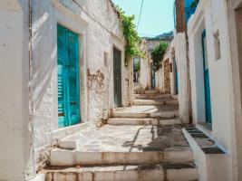 Naxos Archaeological Tour — Portara, Kastro & Kouros Statues