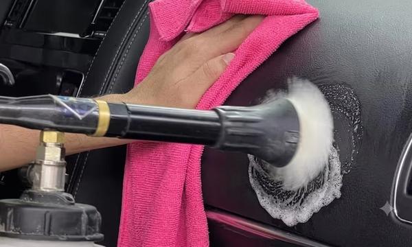 ديتيلينج السيارات
