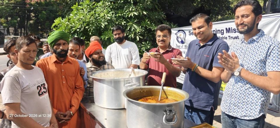 मोहाली, Labour Chowk, Phase 2 में लंगर सेवा