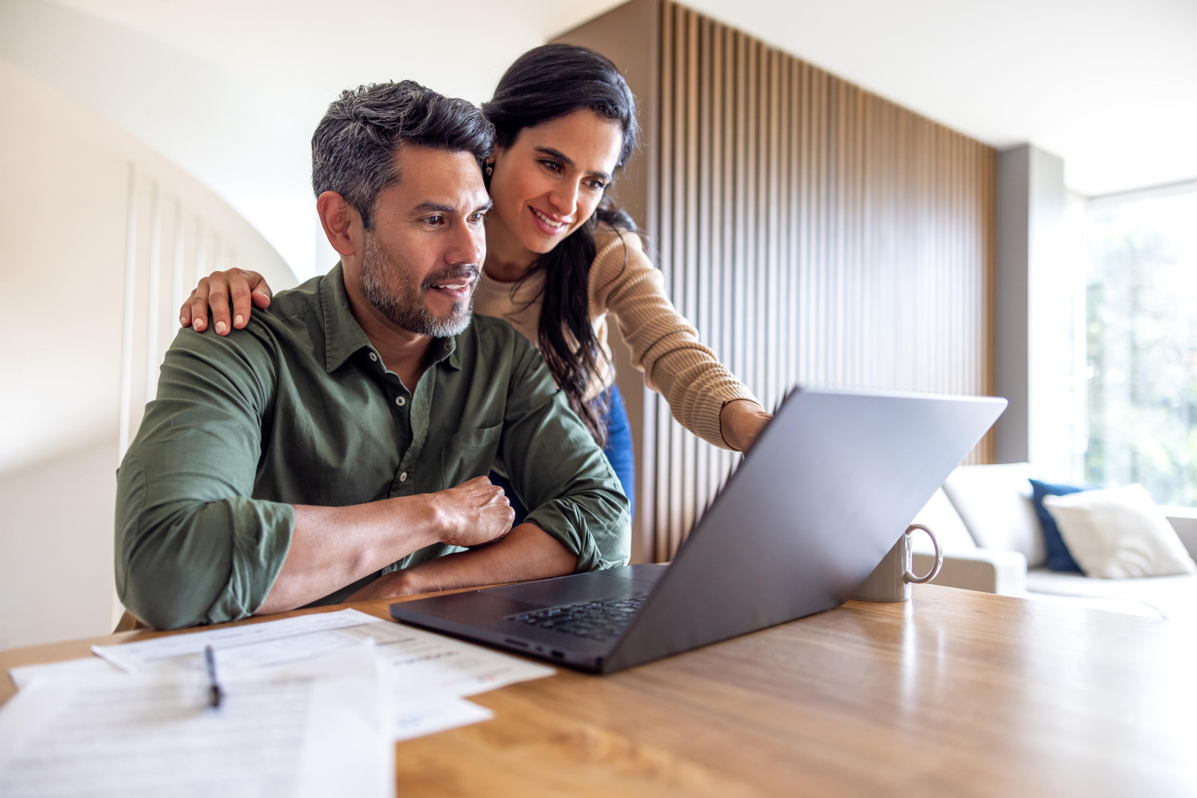 What You Need to Know Before Hiring an Employee: A Checklist