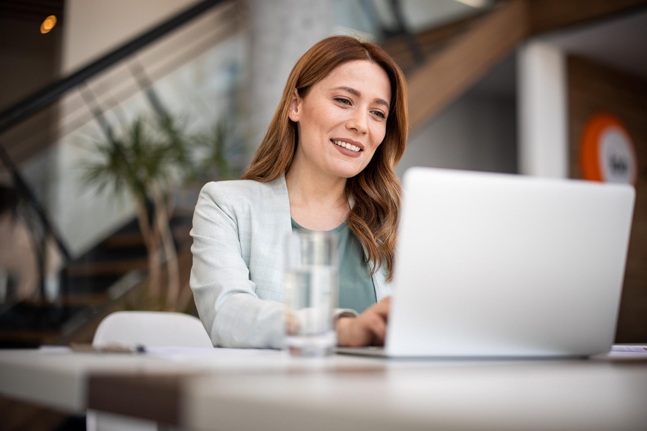 HR manager researching how long to keep payroll records