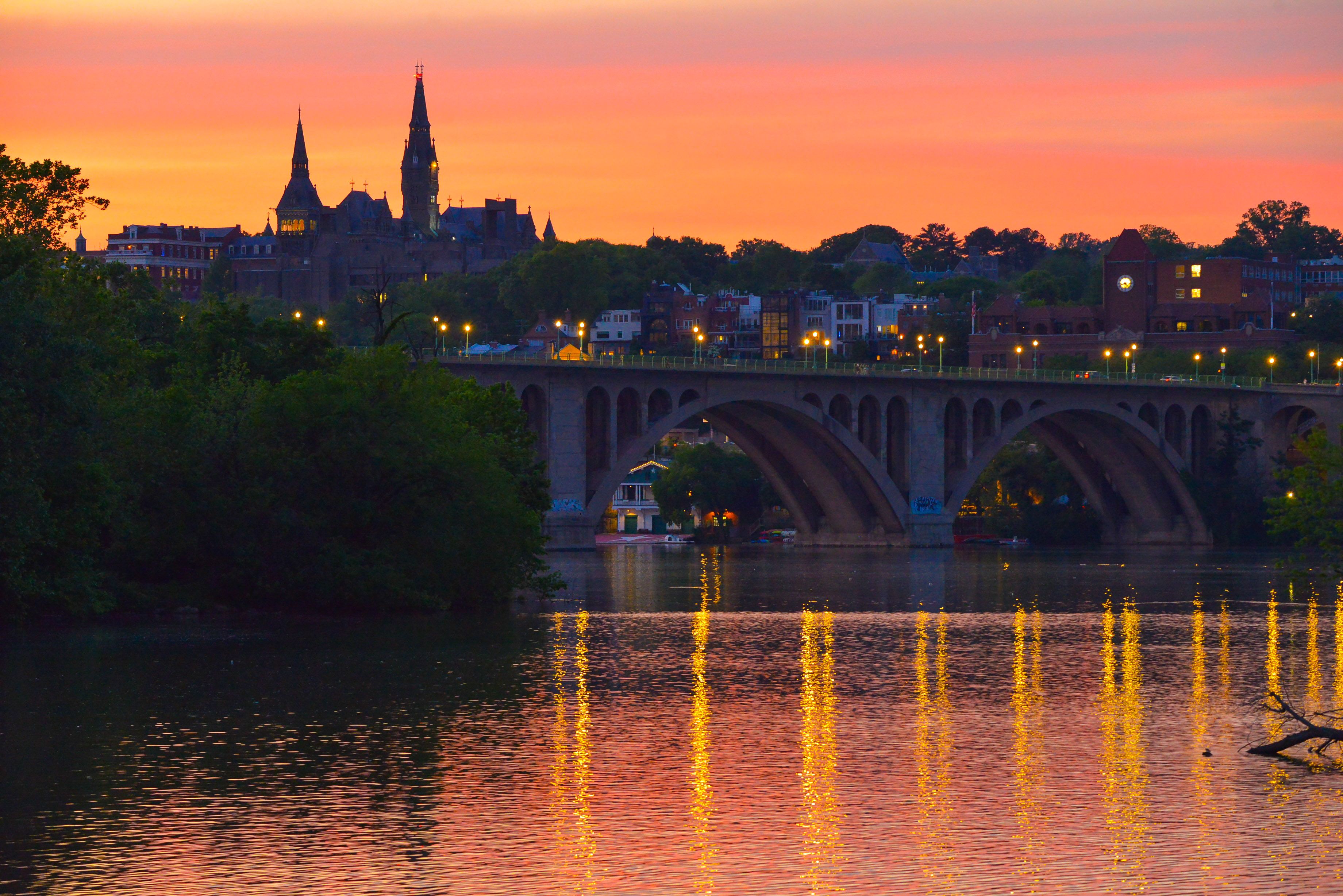  Sunset over the Potomac river in Washington DC