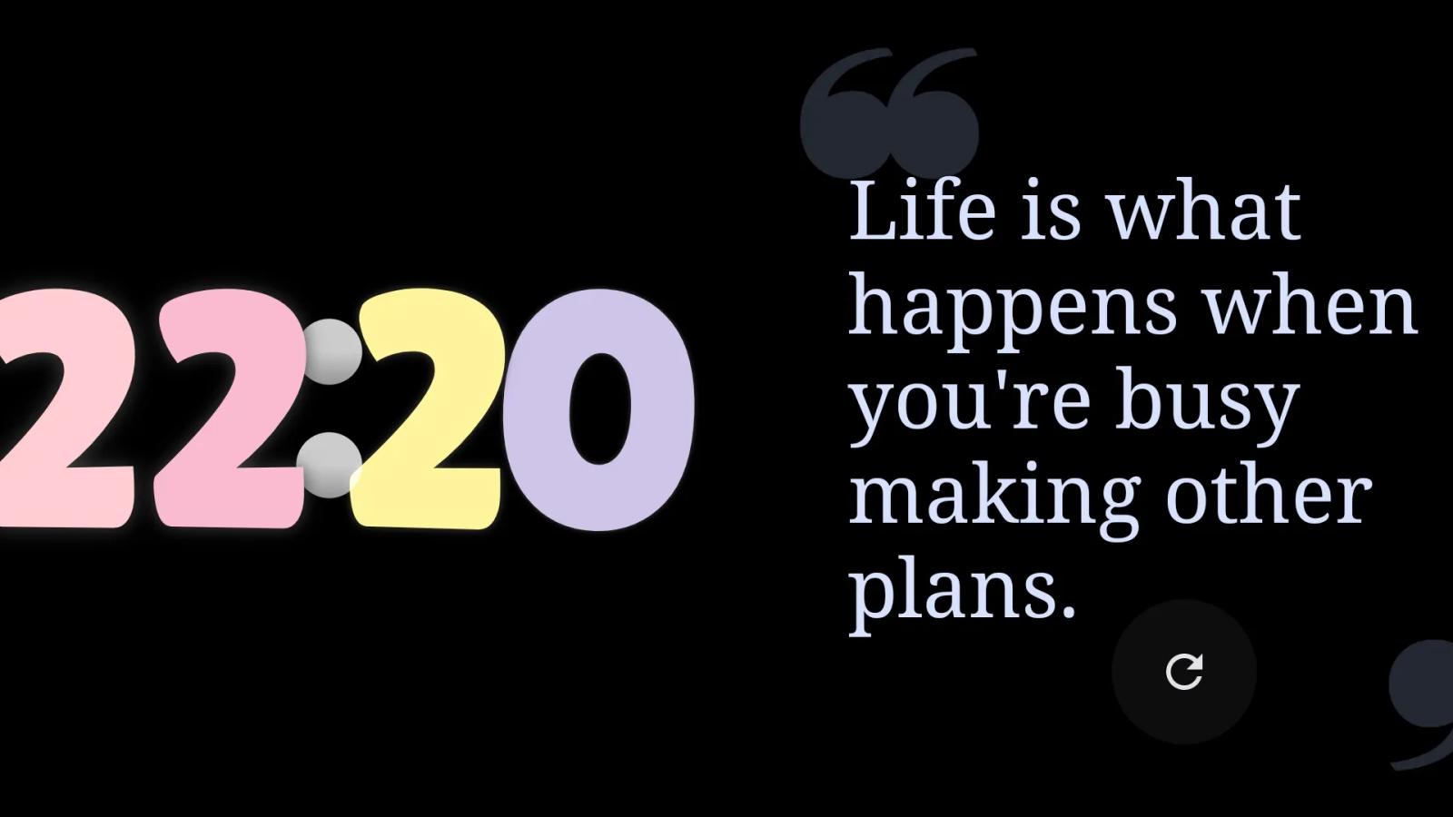 StandBy Mode Pro’s Duo mode splitting the screen into two widgets: a colorful clock and a motivational quote card.