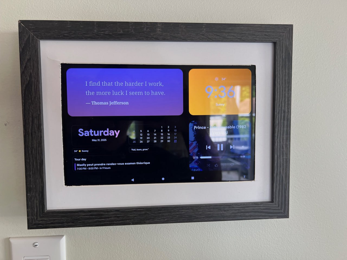 Richard Wall-mounted his tablet as a display
