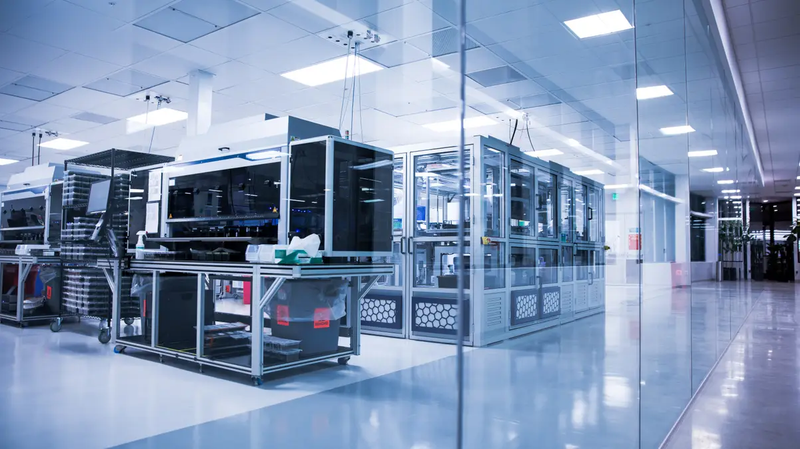 EditCo's automated cell-engineering workcell