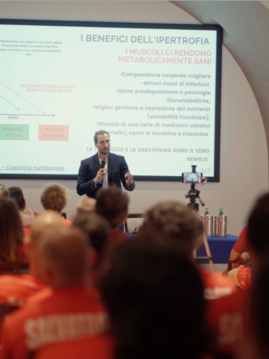 ONLINE: Sessione via Zoom/Meet/Teams, questionario pre-analisi dettagliato, stessa profondità del report in presenza, consegna entro 24 ore.