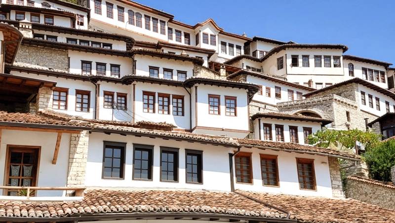 Berat Castle, Local Family Visit Full Day Tour