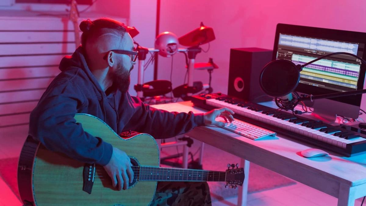 10 Must-Have Tools for Independent Musicians in 2025