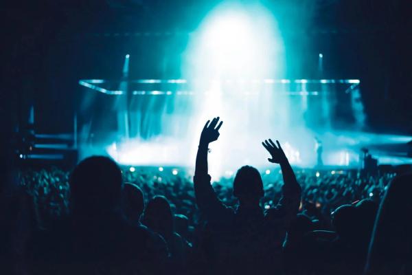 How to get booked at music festivals as a new artist