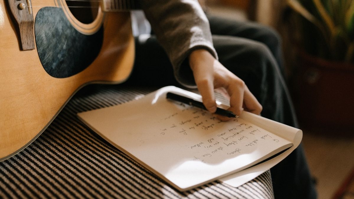 Songwriters: How to use rhythm in your lyrics like a pro