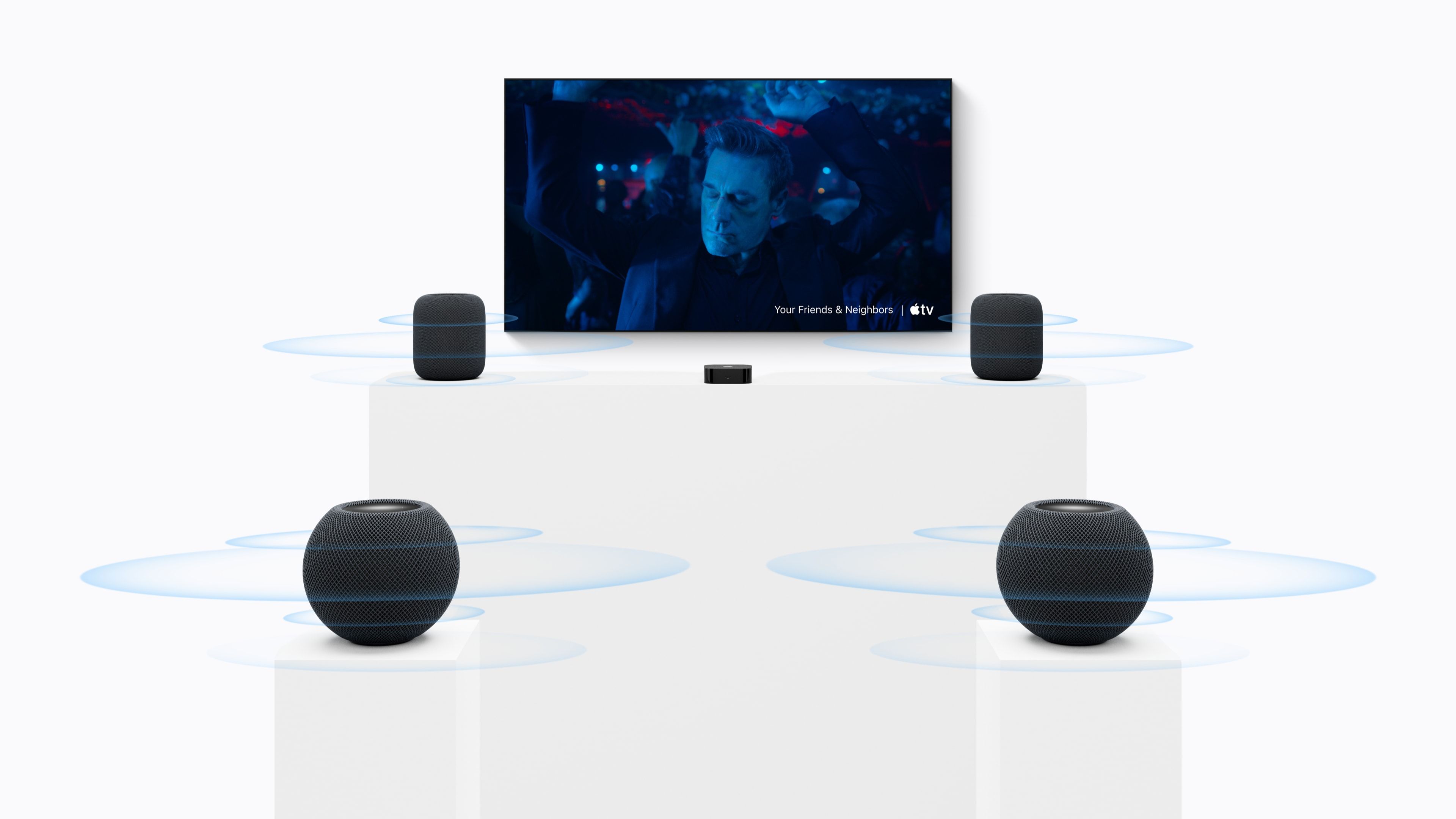 Ejemplo de nuevo formato surround junto con el Apple TV. - imagen cedida de Apple.