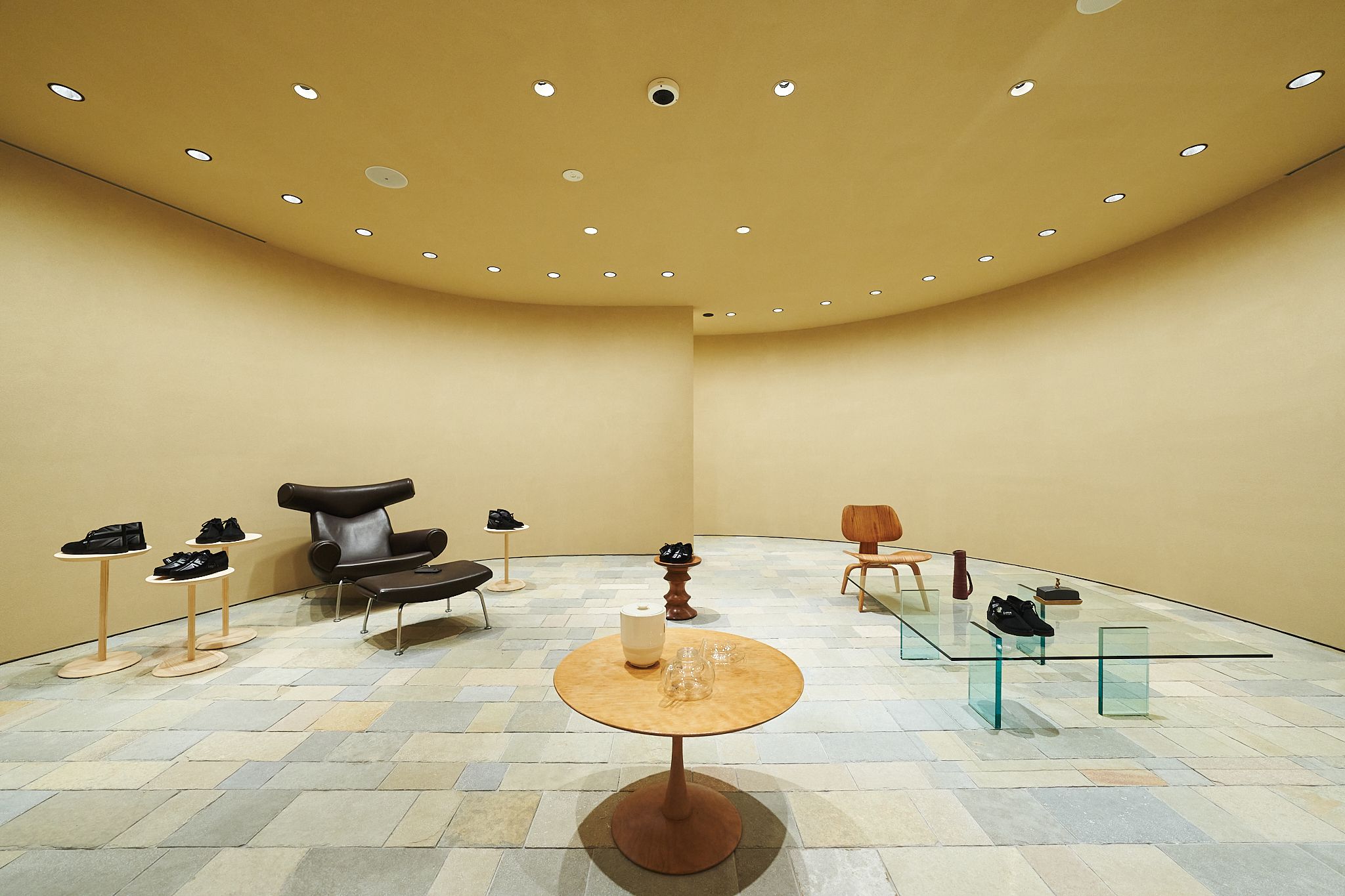 Tokyo Brand Box image for Clarks Originals