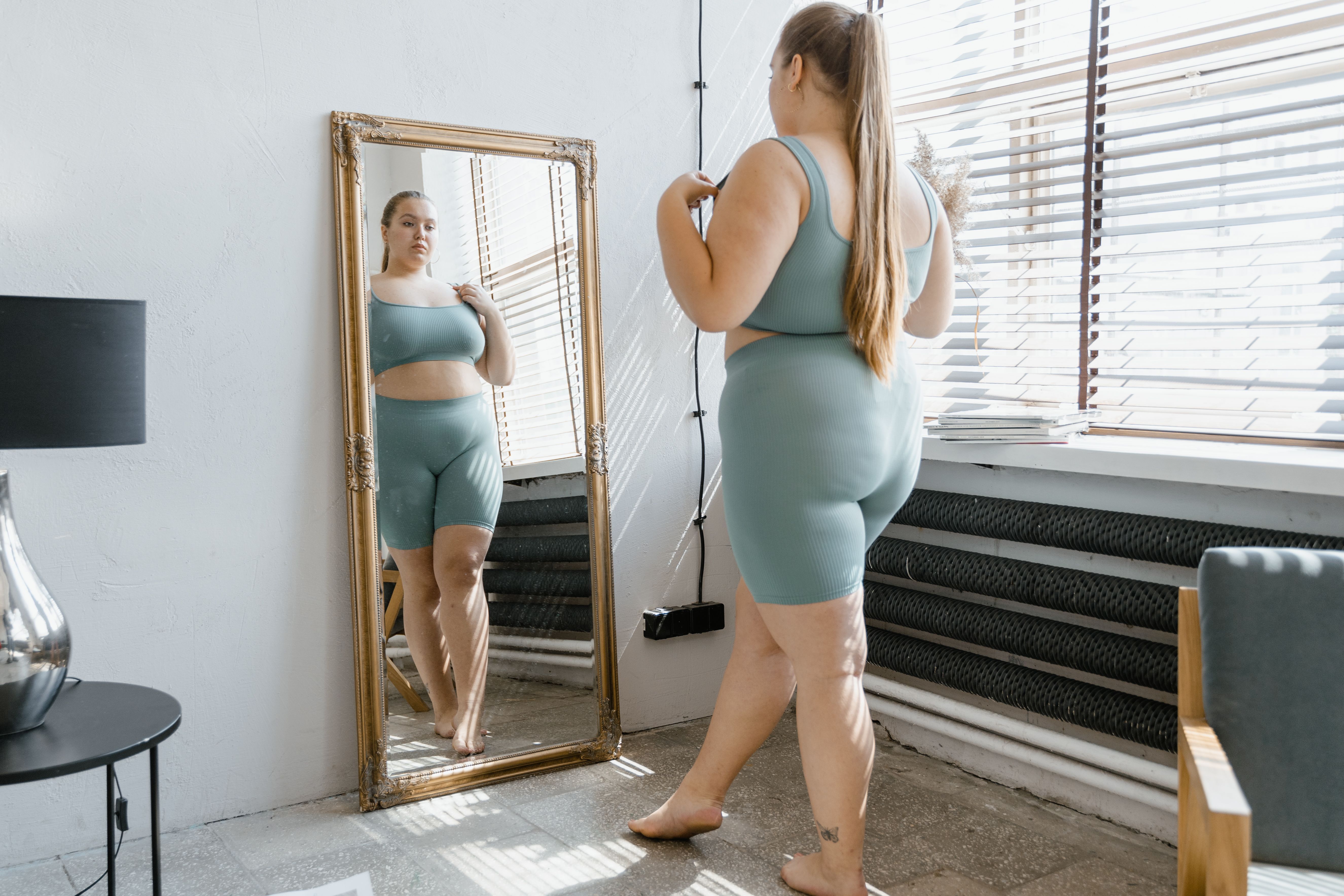 Why Did My Body Fat Go Up Overnight? Alcohol, Salt, Sleep, and Other Everyday Culprits