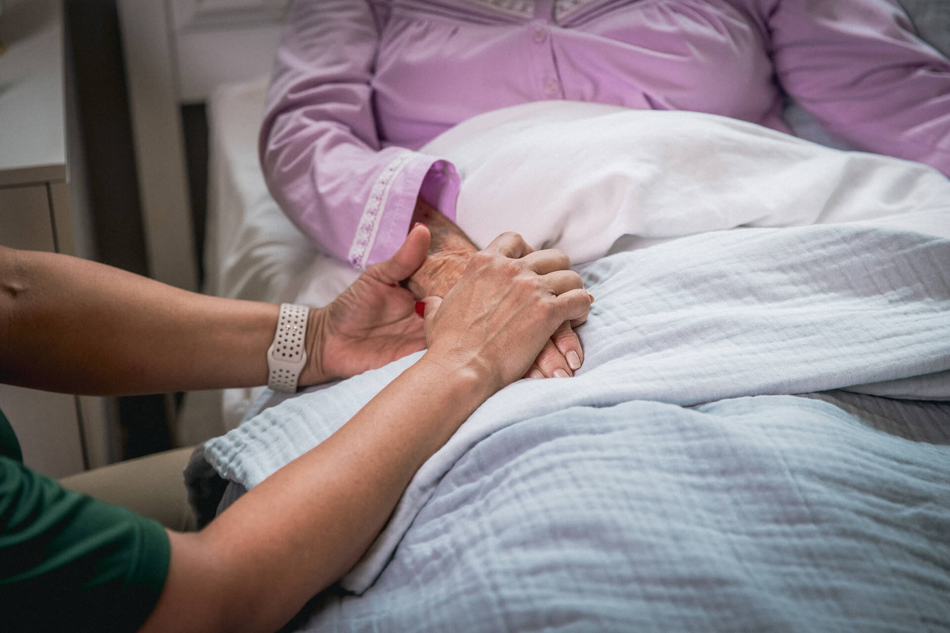 Hospice Support & End-of-Life Care in Naperville, IL | Home Instead
