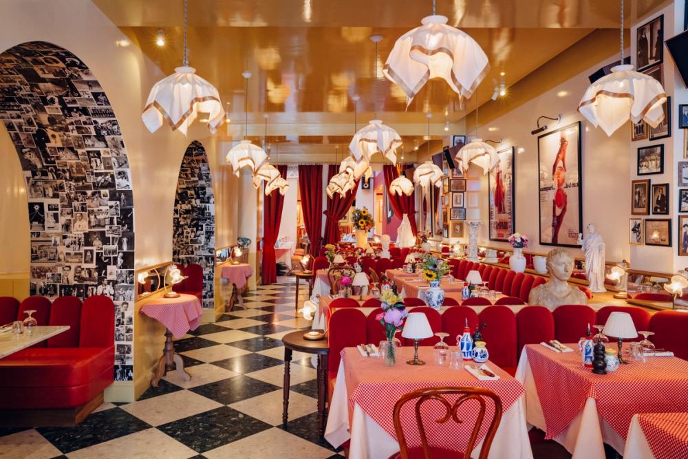 Trattoria italiana Burdeos, centro histórico