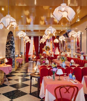 Trattoria italiana Burdeos, centro histórico
