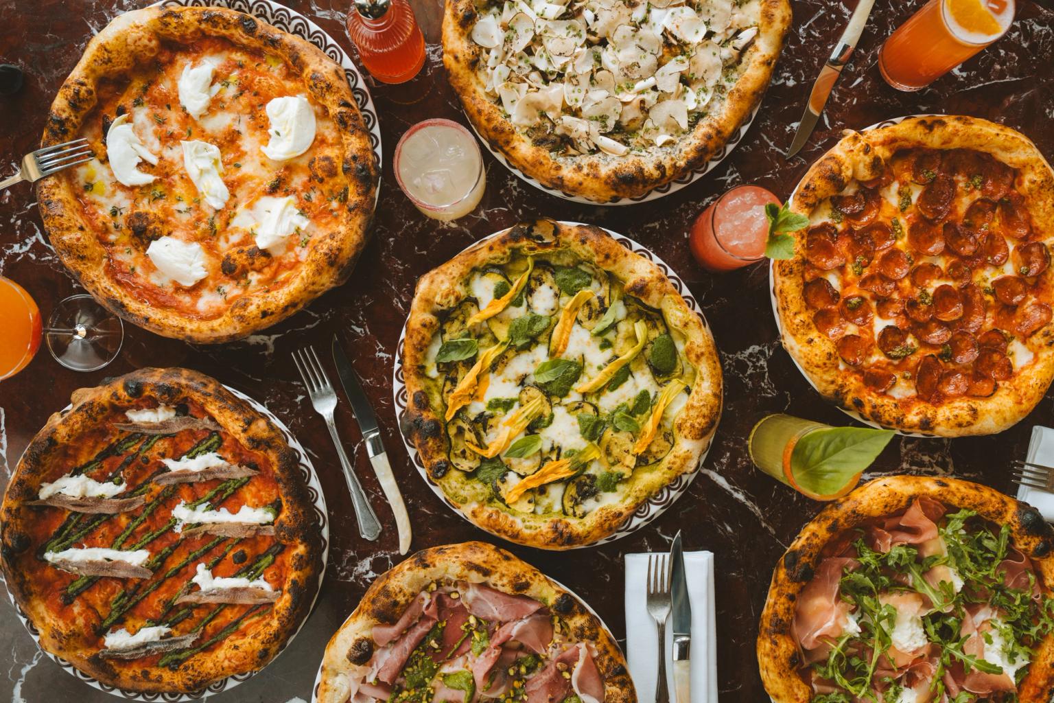 Pizzas et pizzeria