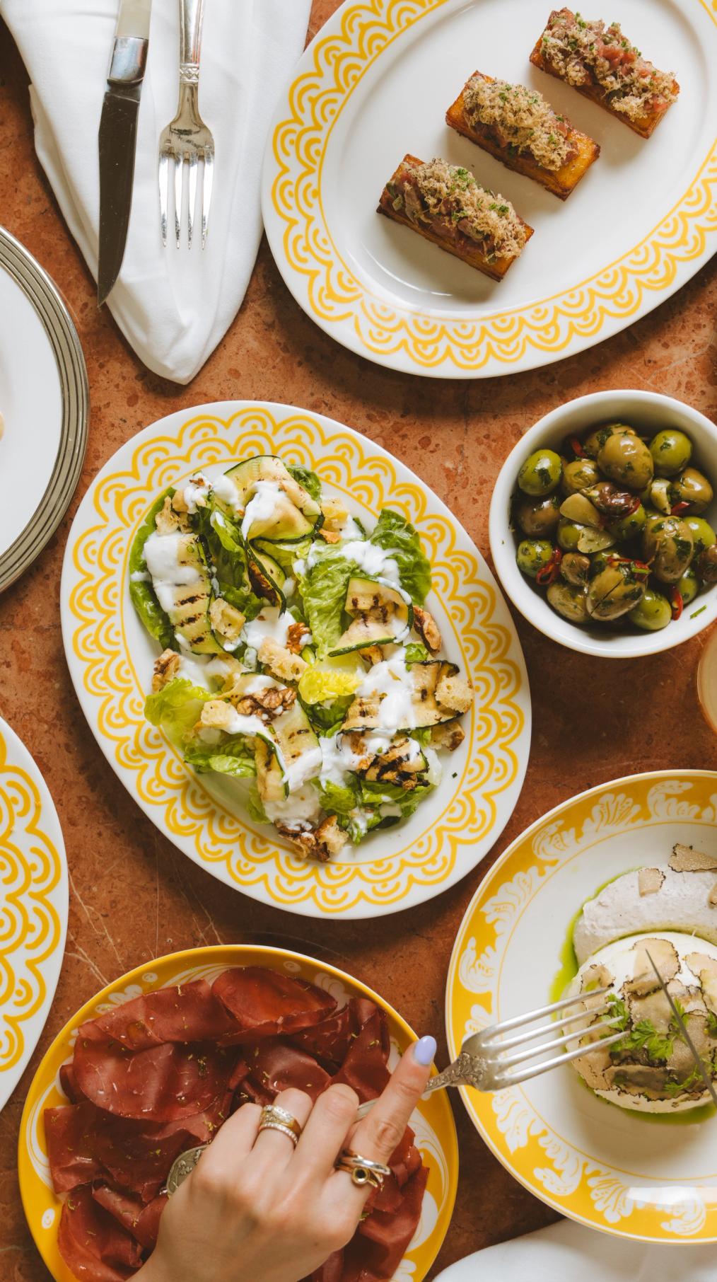 Salad with mozzarella di Bufala