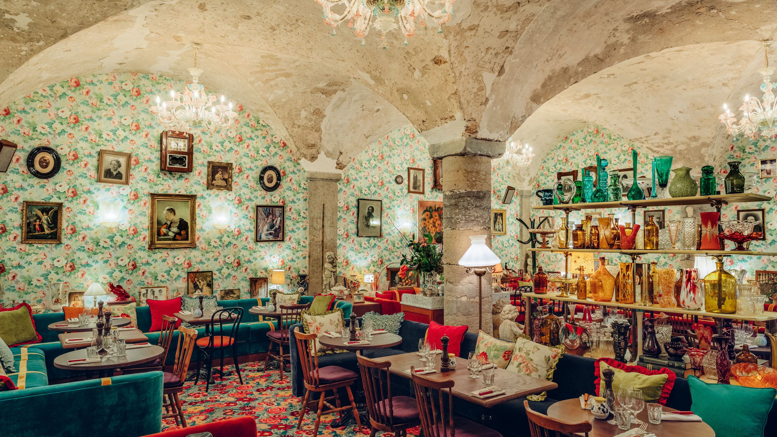Big Mamma · Italian restaurants con molto amore