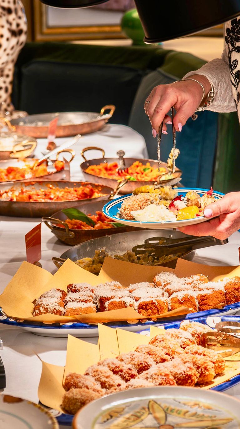Big Mamma · Italian restaurants con molto amore