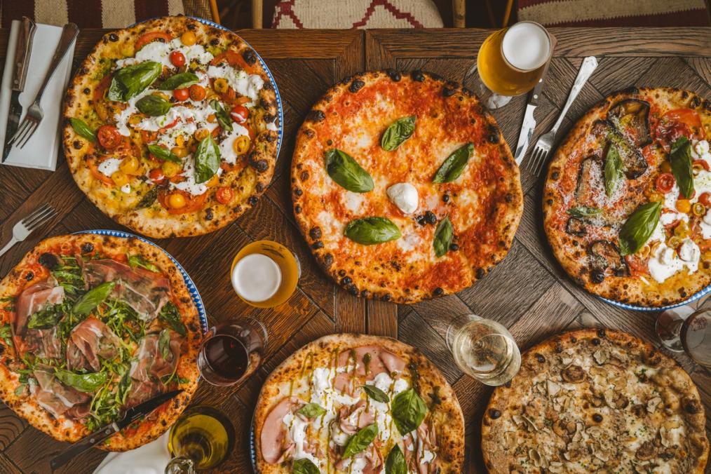 Neapolitan pizza at Gloria London