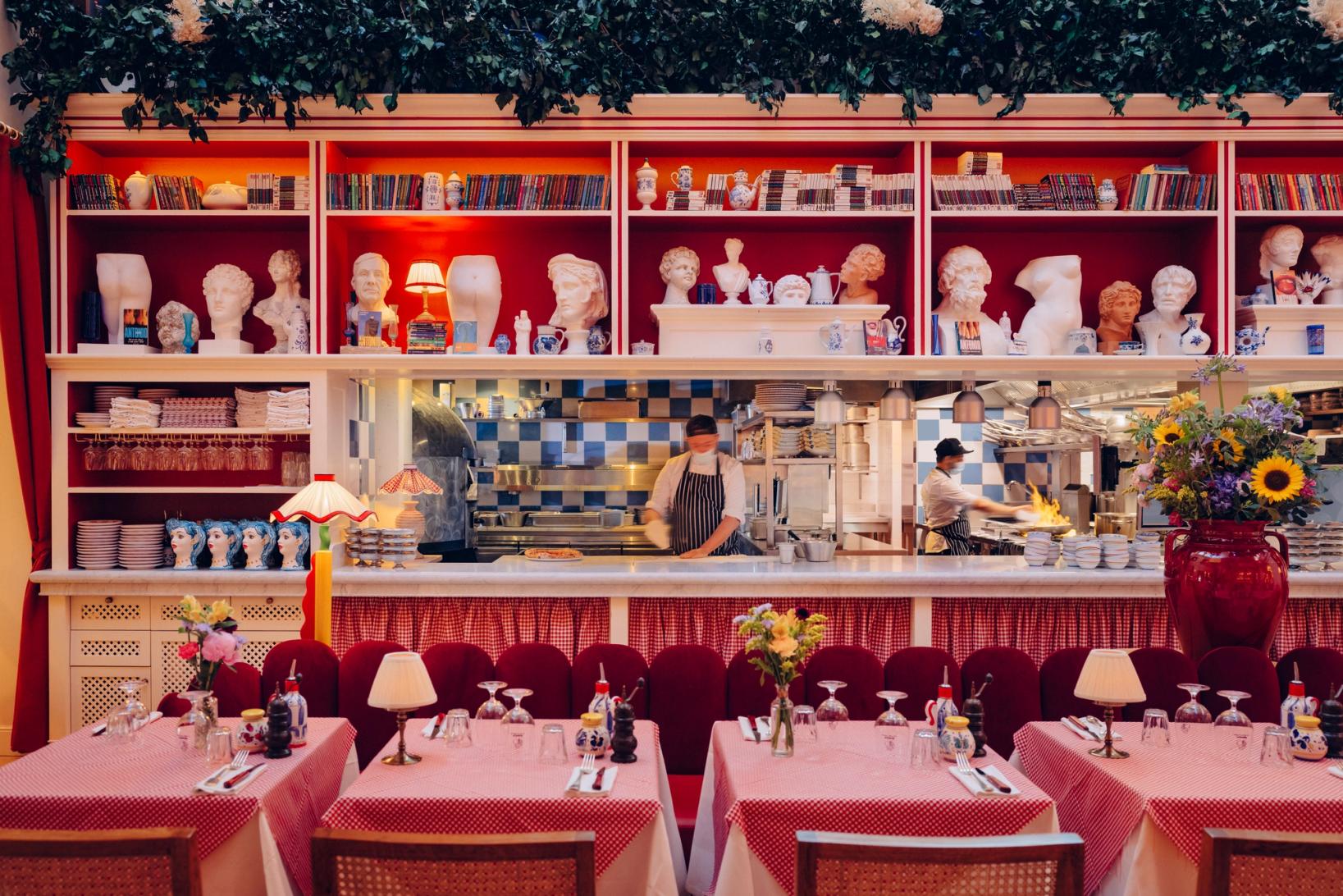 Big Mamma · Italian restaurants con molto amore
