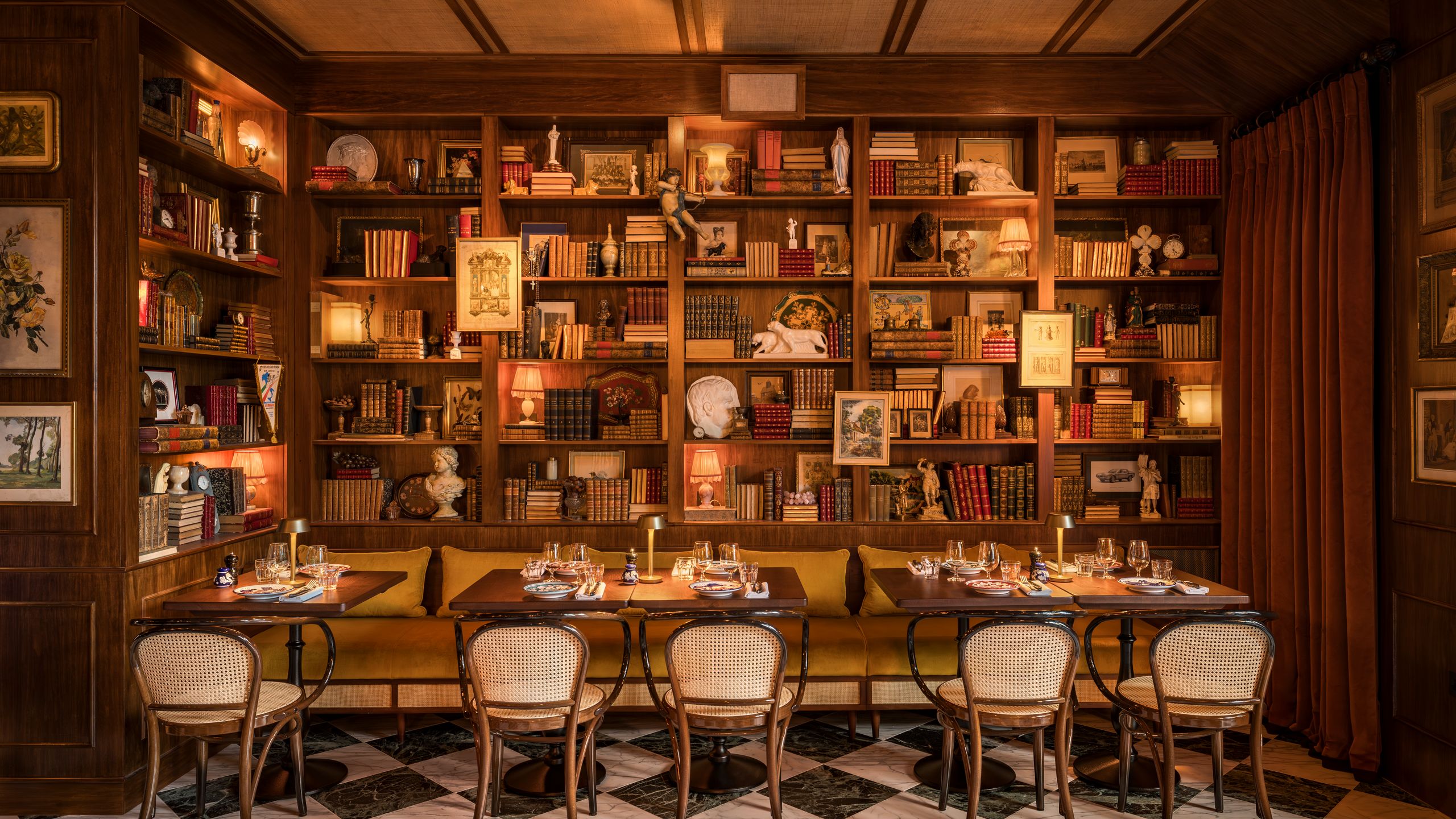 Big Mamma · Italian restaurants con molto amore
