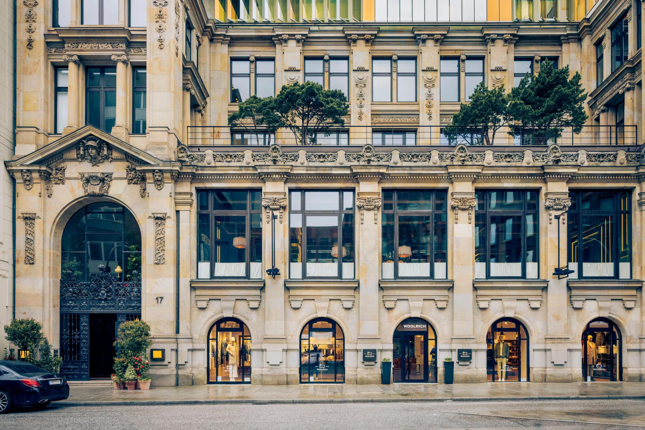 Big Mamma · Italian restaurants con molto amore