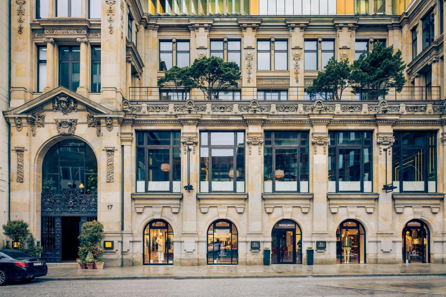 Big Mamma · Italian restaurants con molto amore