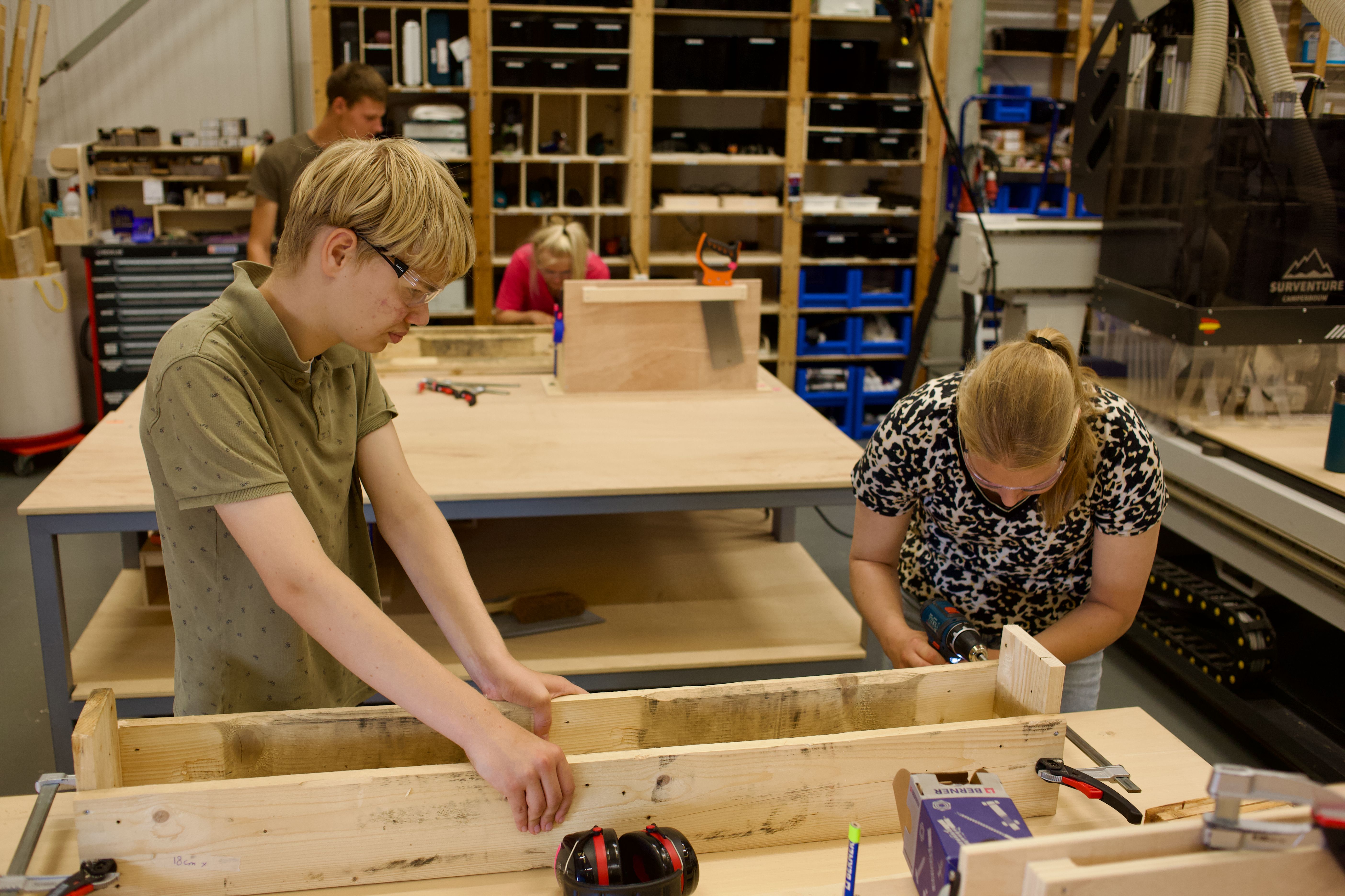 Sociale Houtwerkplaats dagbesteding bloembak 