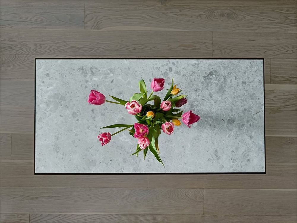 Stilrent & stänktåligt soffbord