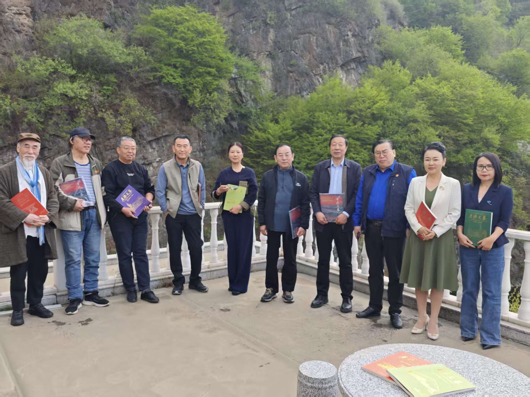 《香港文藝》2025年度中華桂冠系列詩上莊評選結果揭曉