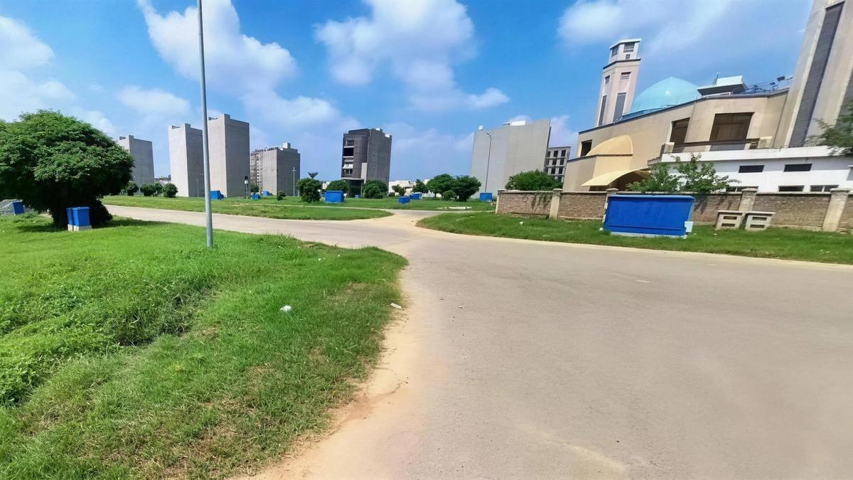 4 Marla Commercial Plot — DHA Phase 8 Ivy Green, Block Z2 (Plot 225)