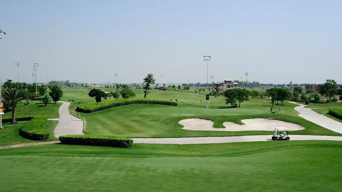 5 Marla Residential Plot — DHA Phase 8 Ivy Green, Block Z4 (Plot 711)