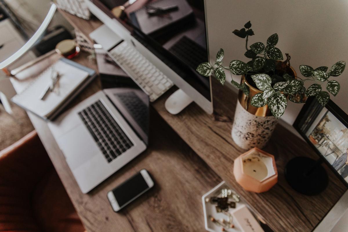 The 8 Best Apps For Shopify Product Reviews
