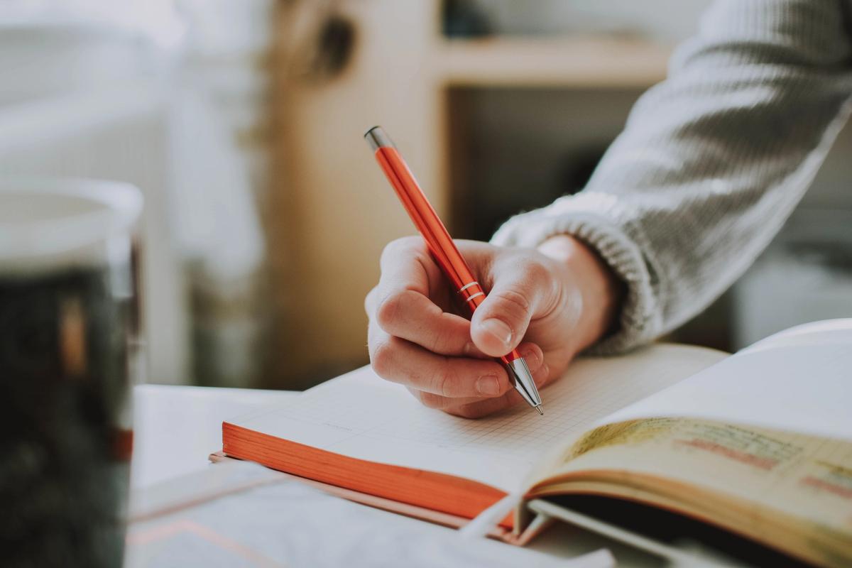 5 Things to Consider Before Hiring Shopify Design Services