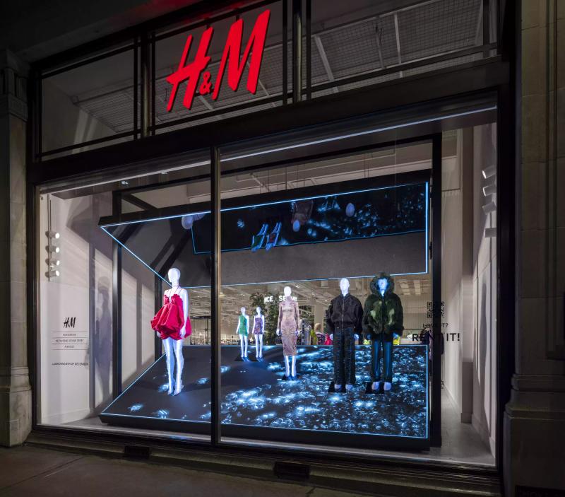 H&M Window