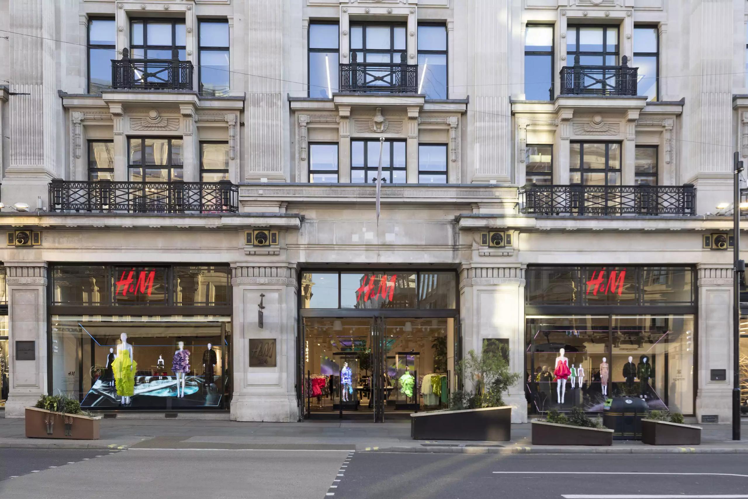 H&M Window