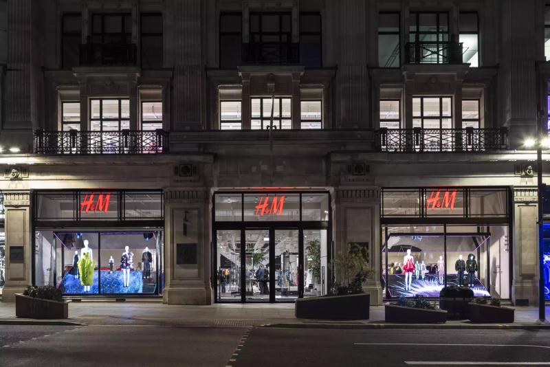 H&M Window