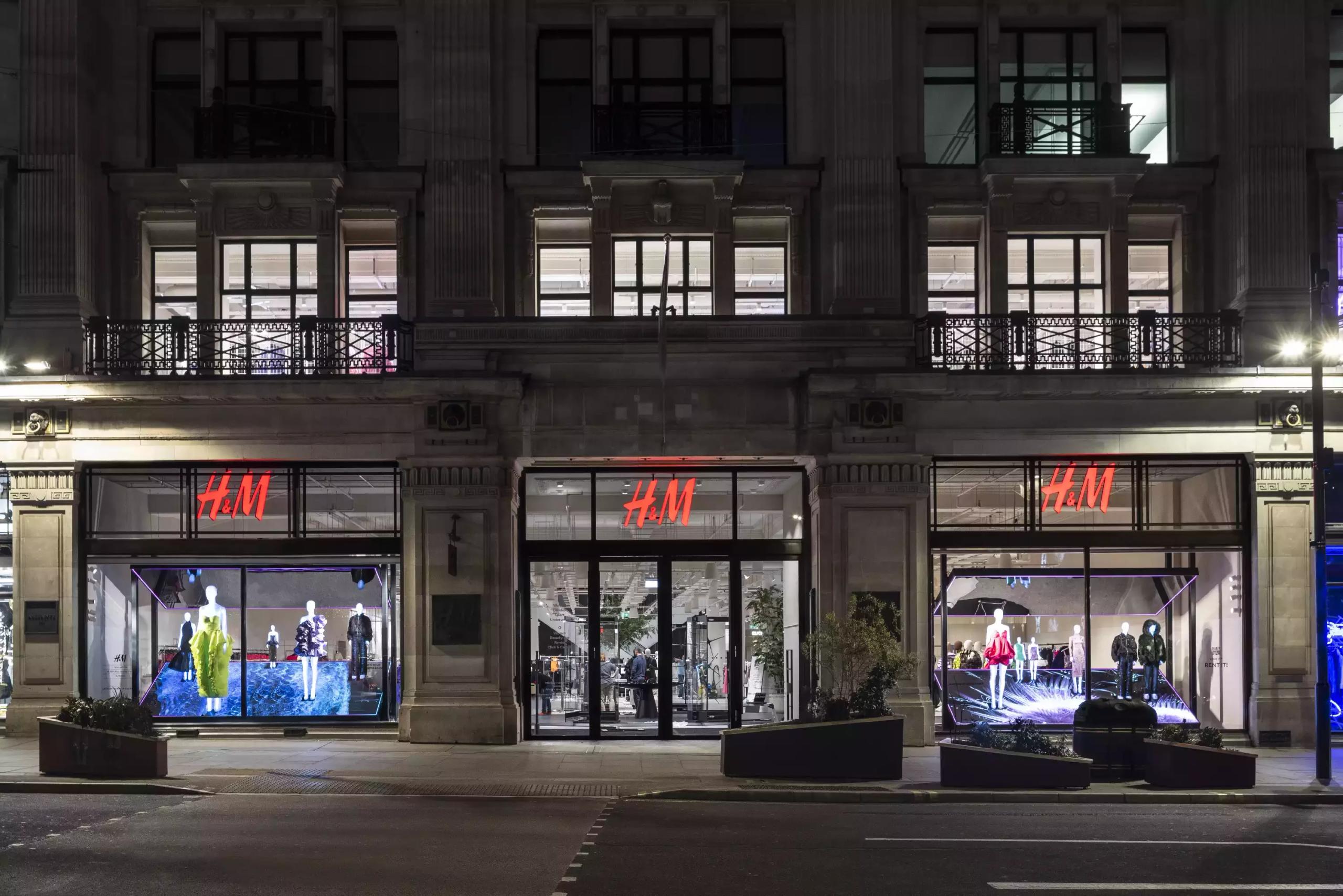 H&M Window