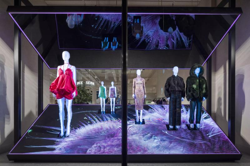 H&M Window