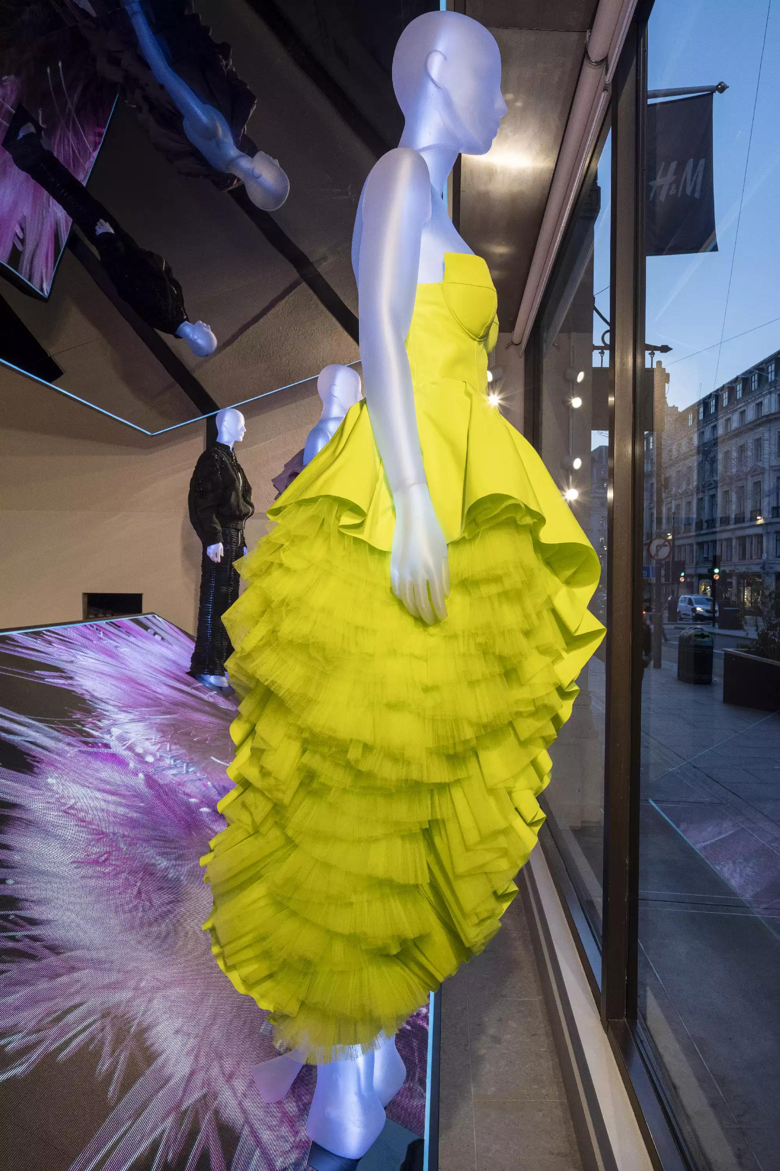 H&M Window